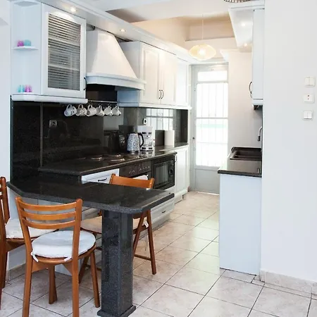 Brand New, Cheerful In Athens